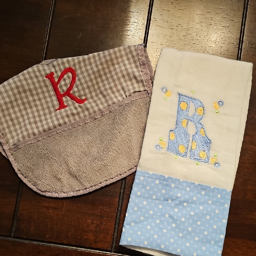Kids Embroidered Towel Set - Red and Blue